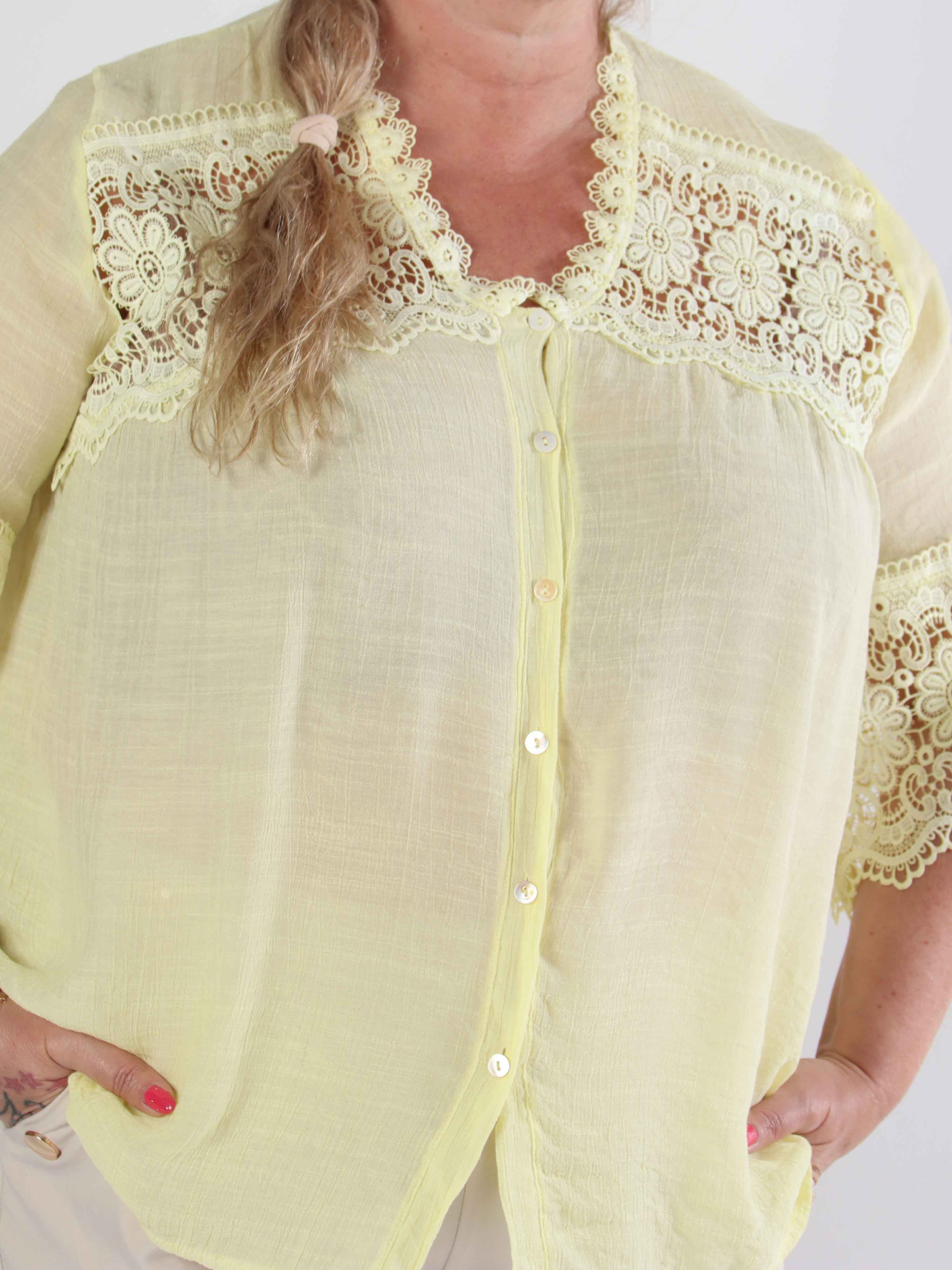 Alva - Sød plus size tunika med søde broderede ærmer